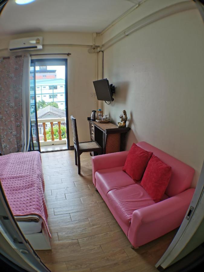 59Indy Guesthouse Bangkok Exterior photo